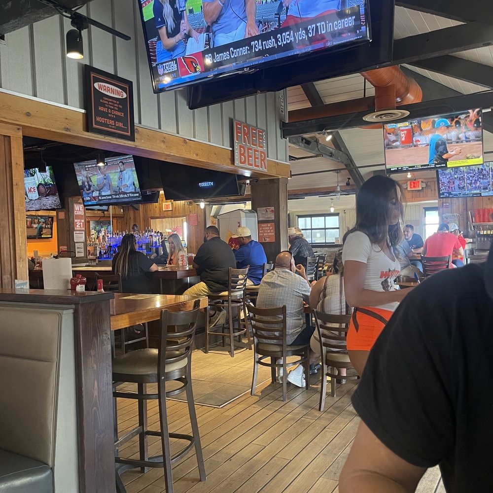 Hooters - Restaurant - Sports Bars Near Me - Odessa, Texas Hooters - Restaurant - Sports Bars Near Me - Odessa, Texas
