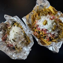 The Spot by Tacocat - Veggie nachos & veggie bowl