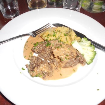 Deacon Brodies Tavern - Nothing better than haggis on a cold day - Pubs Near Me - Edinburgh, EDH Deacon Brodies Tavern - Nothing better than haggis on a cold day - Pubs Near Me - Edinburgh, EDH