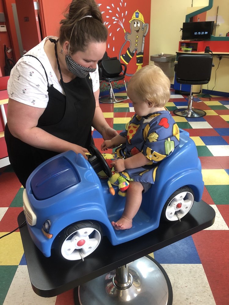 COOKIE CUTTERS HAIRCUTS FOR KIDS Updated July 2024 35 Photos & 18 Reviews 535 W 400th N