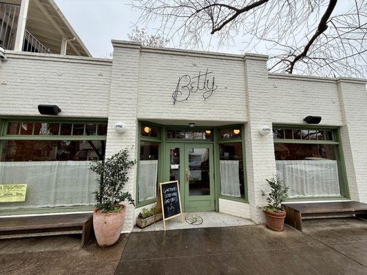 Betty Wine Bar & Bottle Shop by null