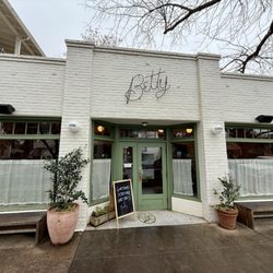 Betty - Exterior of Betty