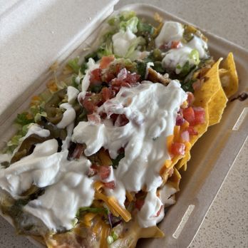 El Jefes Taqueria - SUPER NACHOS (Queso+Meat + Toppings of your choice) - Breakfast & Brunch Near Me - New Brunswick, New Jersey
