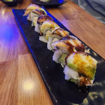 Sushi Damu - Caterpillar roll - Sushi Bars Near Me - Tustin, California Sushi Damu - Caterpillar roll - Sushi Bars Near Me - Tustin, California