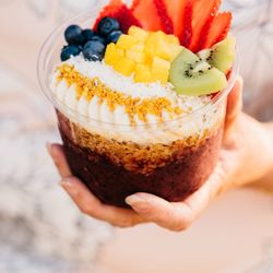 Mountain Berry Bowls - Bozeman - Hyalite with mango
