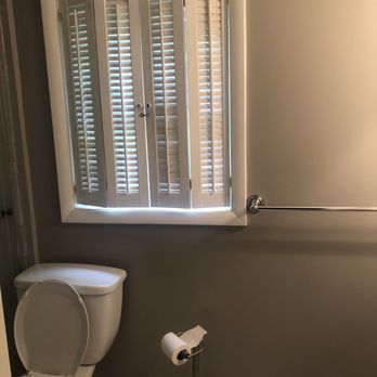 JF Fuentes General Construction - Half bath made into full bath - General Contractors Near Me