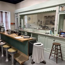 Coryell Museum Historical Center - An early 40/50's soda fountain with all the trimming.