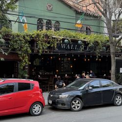 Wallace Whisky Bar - Exterior