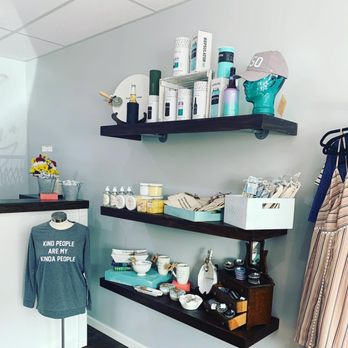 De Luna Boutique - Gifts - Accessories Near Me - Milan, Illinois
