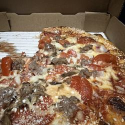 Papa Mineo's Pizza - Wayland - House special pizza
