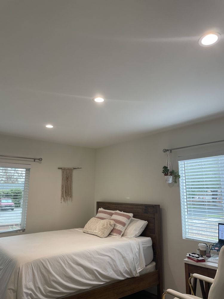 Slide of MOV Electrical Services