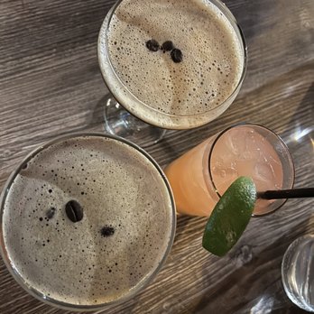 Black Barrel Tavern - Espresso Martini The Wife & The Girlfriend - Breakfast & Brunch Near Me - Chicago, Illinois Black Barrel Tavern - Espresso Martini The Wife & The Girlfriend - Breakfast & Brunch Near Me - Chicago, Illinois
