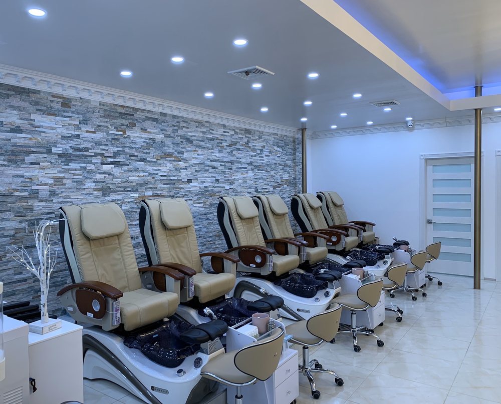 NAILS & BUBBLES 75 Photos & 34 Reviews 17 Knolls Crescent, New York