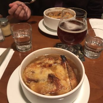 Les Philosophes - Bistros Near Me - Paris, 75