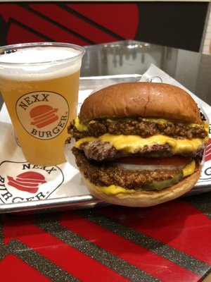 Nexx Burger by null