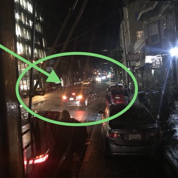 Uber - In the middle of a traffic lane, as usual!!!!! - Taxis Near Me Uber - In the middle of a traffic lane, as usual!!!!! - Taxis Near Me