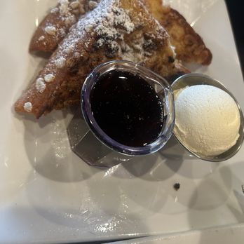 Whistlin' Jack's Outpost and Lodge - French toast - American Near Me - Naches, Washington Whistlin' Jack's Outpost and Lodge - French toast - American Near Me - Naches, Washington