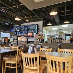 Manhattan NY Deli & Bagels - Alpharetta