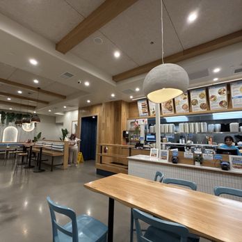 Luna Grill La Quinta - Mediterranean Near Me - La Quinta, California