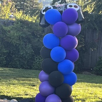 Posh Balloon Studio - Fort Night Balloon Columns 1 of 4 - Balloon Services Near Me - Palo Alto, California Posh Balloon Studio - Fort Night Balloon Columns 1 of 4 - Balloon Services Near Me - Palo Alto, California