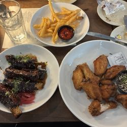 Walter's Basin - Sticky Ribs. Wings Curry Fries