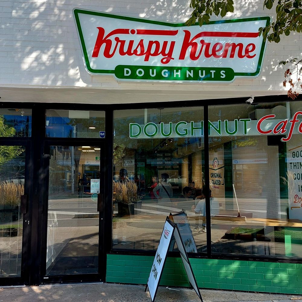 Krispy Kreme - Storefront - Donuts Near Me - Toronto, Ontario
