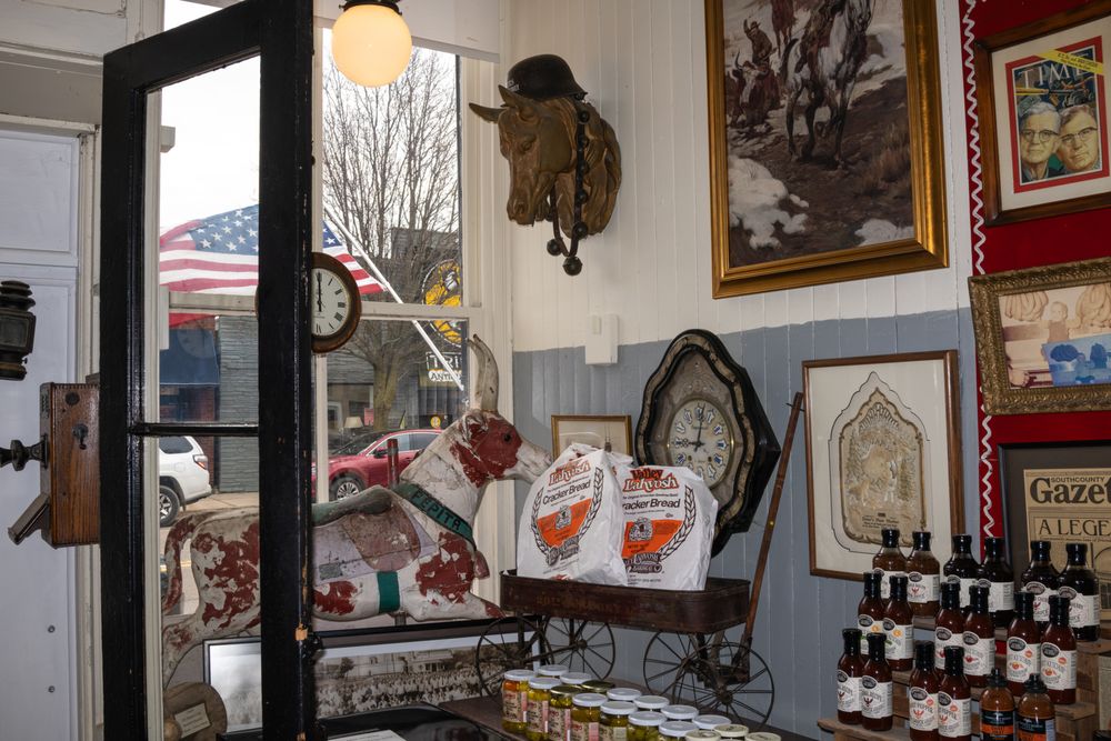 Drier's Meat Market Logo