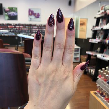 HD Nails - Nail Salons Near Me - Tarzana, California