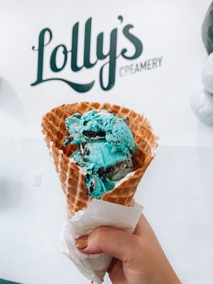 Lolly's Creamery by null