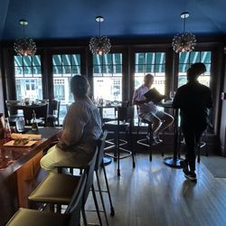 L'etoile Restaurant - Bar