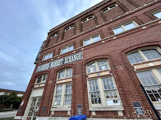 Farmers Market Xchange by null