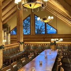 Stone Cliff Inn - This space can accommodate up to 40 people.