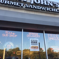 Jimmy John's - Free smells!