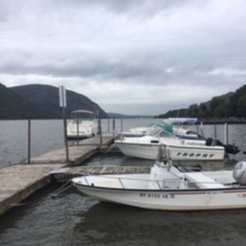 Hudson House River Inn - Cold Spring is a cool place on the Hudson. Its surrounded by woods. Its a small town that is protected by the river and mountains. Great - Bed & Breakfast Near Me - Cold Spring, New York
