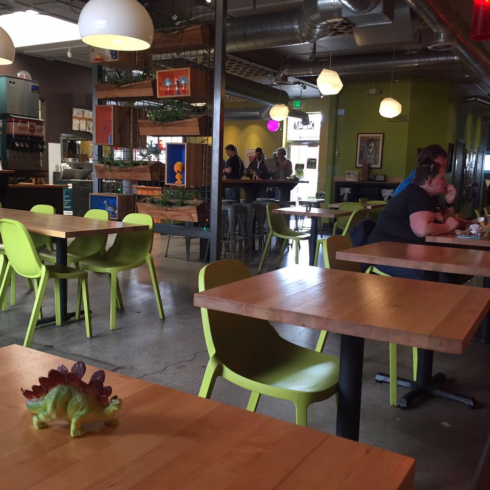 Laughing Planet - Ambiance galorr - Vegan Near Me - Reno, Nevada Laughing Planet - Ambiance galorr - Vegan Near Me - Reno, Nevada