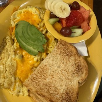 Side Street Cafe - Eggs with avo and toast - Breakfast & Brunch Near Me - Newbury Park, California Side Street Cafe - Eggs with avo and toast - Breakfast & Brunch Near Me - Newbury Park, California
