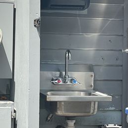 Outdoor sink