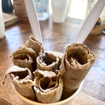 Sushi Ave - Cookie n cream ice cream roll - Sushi Bars Near Me - Seattle, Washington Sushi Ave - Cookie n cream ice cream roll - Sushi Bars Near Me - Seattle, Washington