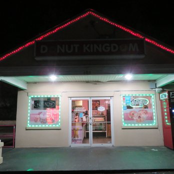 Donut Kingdom - exterior - Donuts Near Me - Tallahassee, Florida