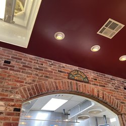 Pizza Shack- Willis - Nice open kitchen.