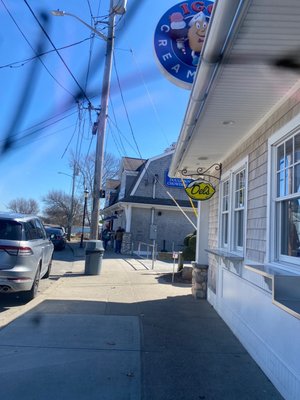 Iggy's Doughboys & Chowder House by null