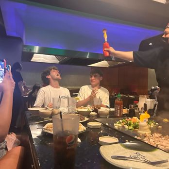 Sakehouse Bluffton Japanese Steakhouse and Sushi Bar - interactive entertainment - Japanese Near Me - Bluffton, South Carolina