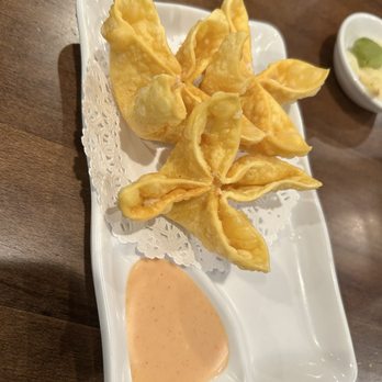 Machi Sushi - Crab Rangoon - Japanese Near Me - Selden, New York