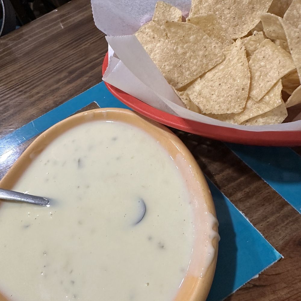 El Rincon Tacos & Grill - Queso dip - Mexican Near Me - Theodore, Alabama El Rincon Tacos & Grill - Queso dip - Mexican Near Me - Theodore, Alabama