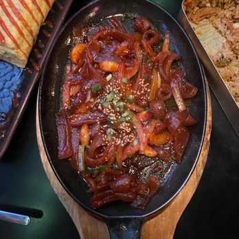 Cafe Princess Pig - Pork rinds - Bars Near Me - Honolulu, Hawaii