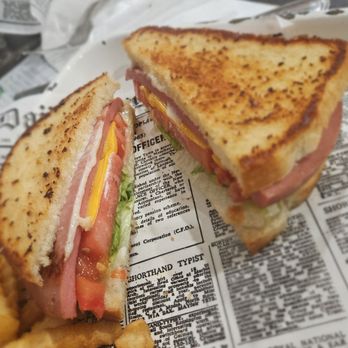 Fiddler’s - Grilled Bologna sandwich. Awesome! - Comfort Food Near Me - Hillsville, Virginia Fiddler’s - Grilled Bologna sandwich. Awesome! - Comfort Food Near Me - Hillsville, Virginia