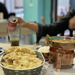Yak and Yeti Alcantara - Naan with butter chicken