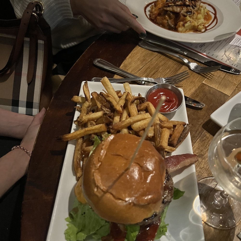 Salt Factory Pub - Burger - Gastropubs Near Me - Alpharetta, Georgia Salt Factory Pub - Burger - Gastropubs Near Me - Alpharetta, Georgia
