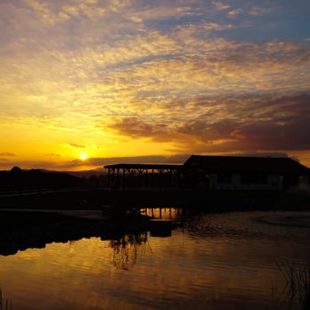 Temecula Valley Visitor Center - A beautiful sunset at Avensole Winery - Visitor Centers Near Me - Temecula, California Temecula Valley Visitor Center - A beautiful sunset at Avensole Winery - Visitor Centers Near Me - Temecula, California