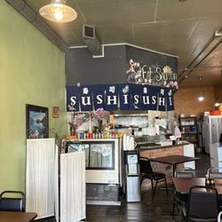 Fat Salmon Sushi
